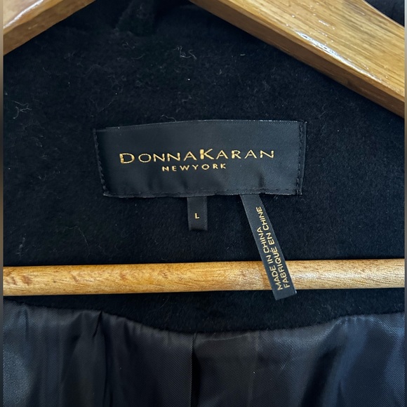 Donna Karen overcoat - Picture 3 of 4